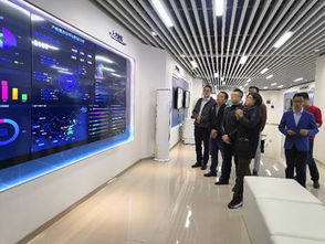 仙桃國(guó)際大數(shù)據(jù)谷專家蒞臨我校通信工程學(xué)院考察交流通信設(shè)備開(kāi)發(fā)合作